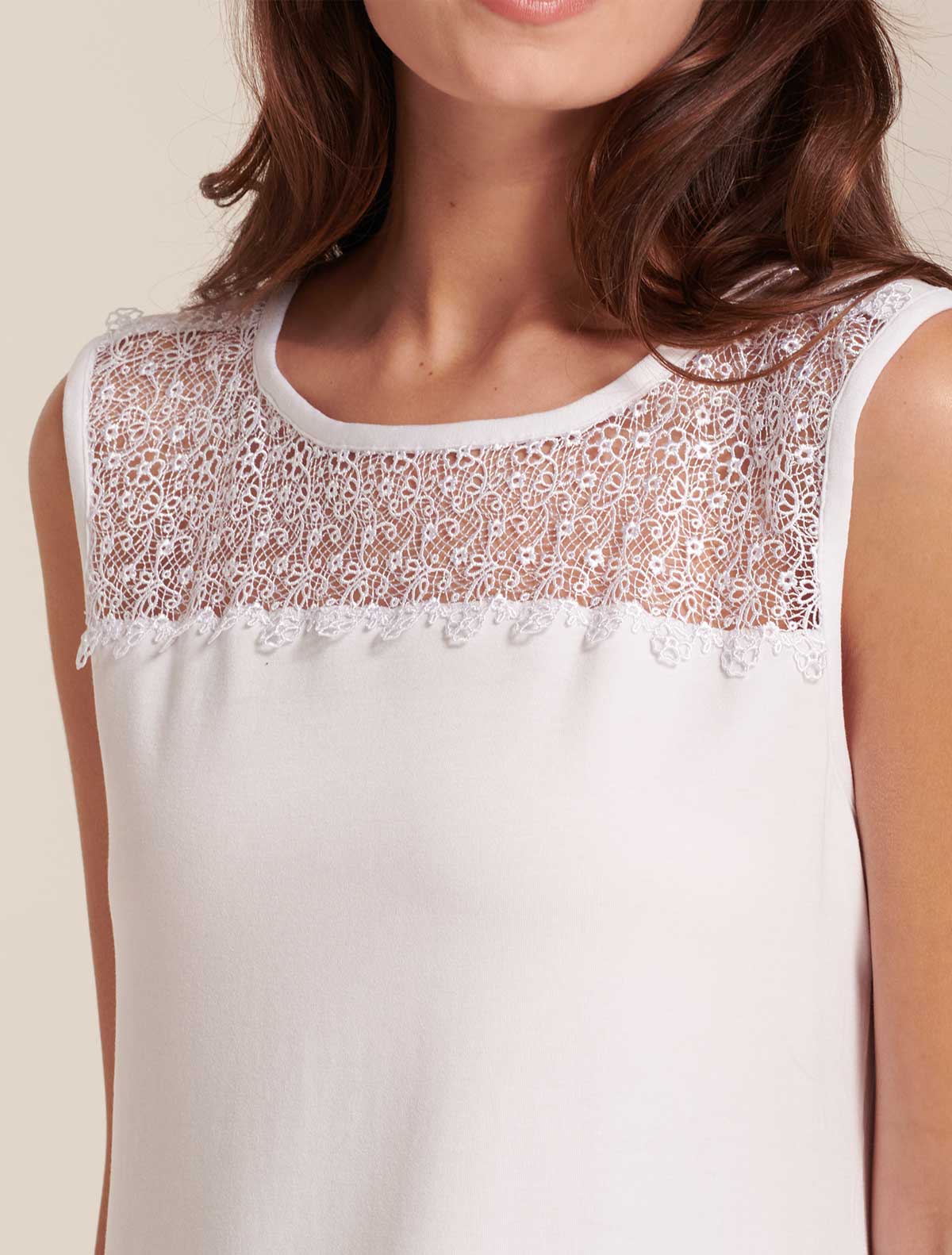 Viscose camisole macramé yoke * Bianco