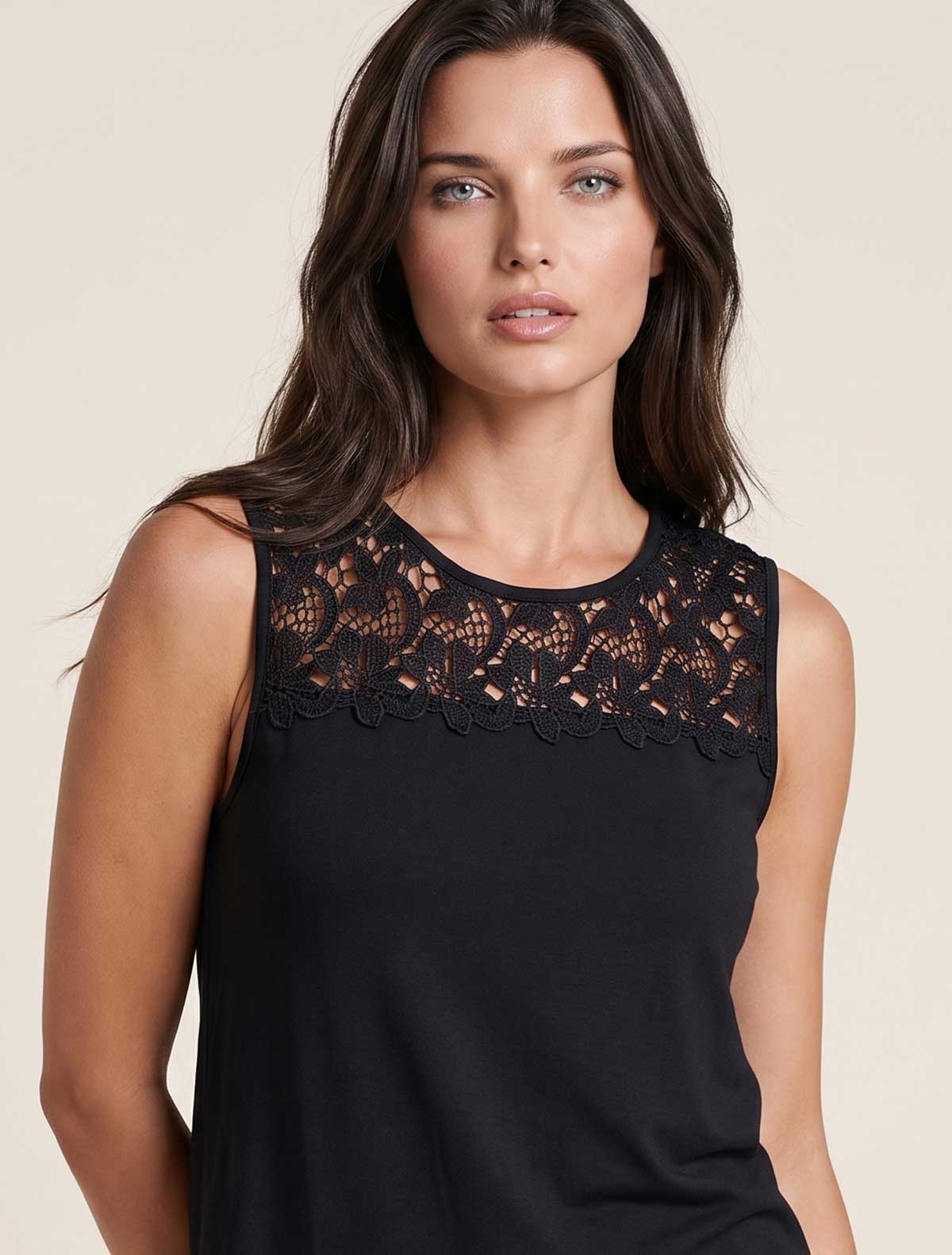 Débardeur en viscose macramé * Nero
