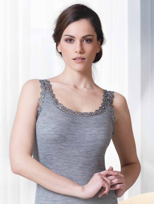 Top lana seta plissé spalline macramè