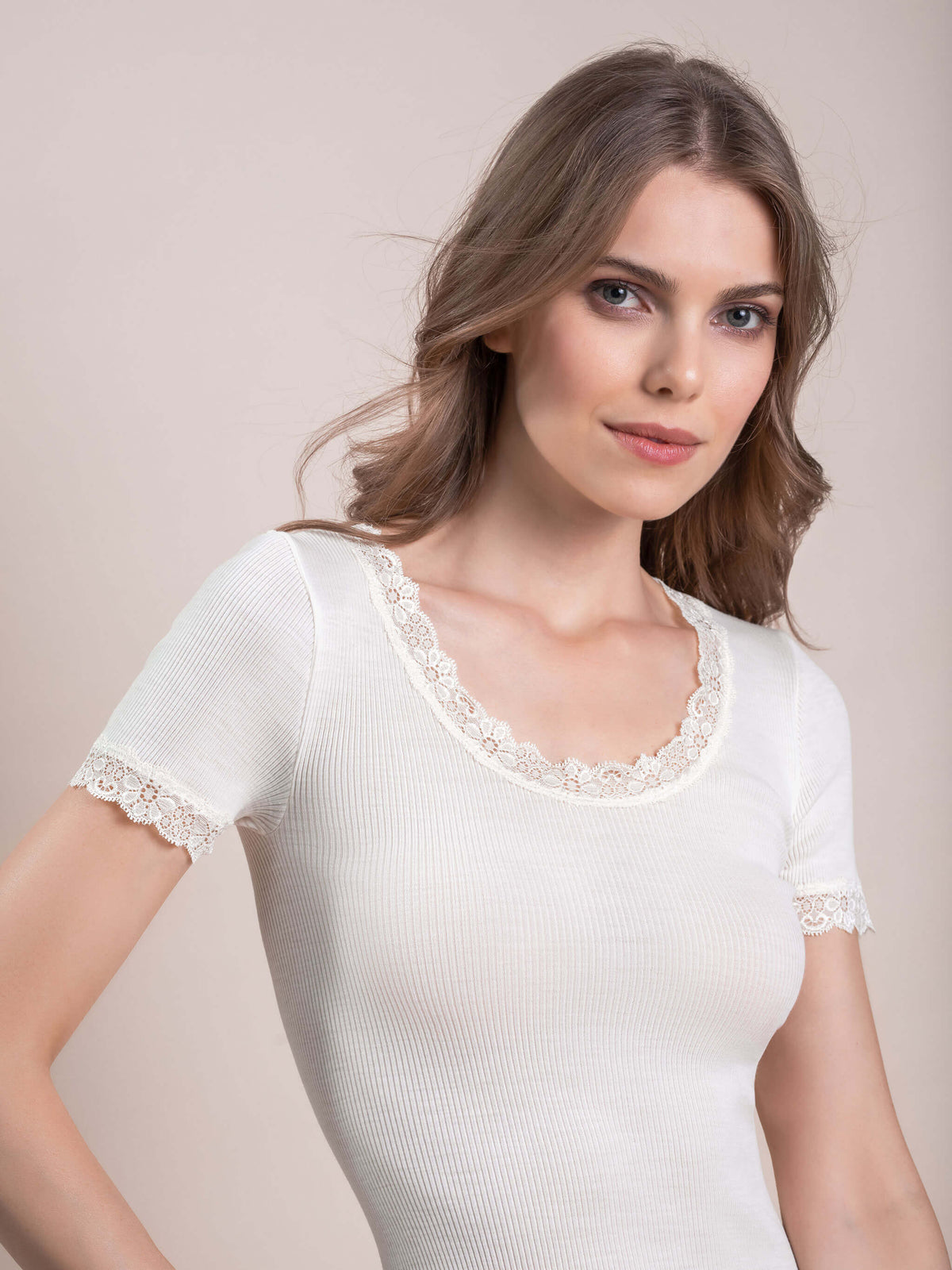 T-shirt Elisa lana seta plissé pizzo