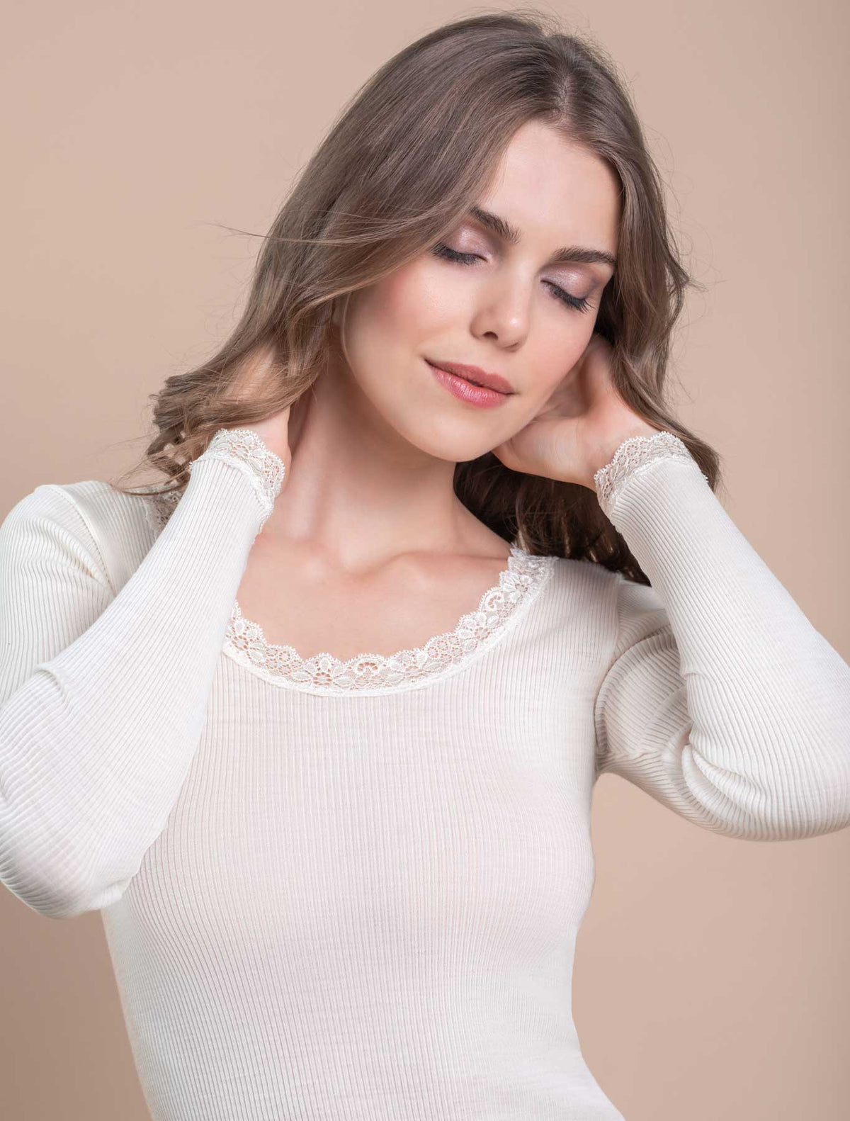 Maglia Elisa lana seta plissé pizzo colore Bianco