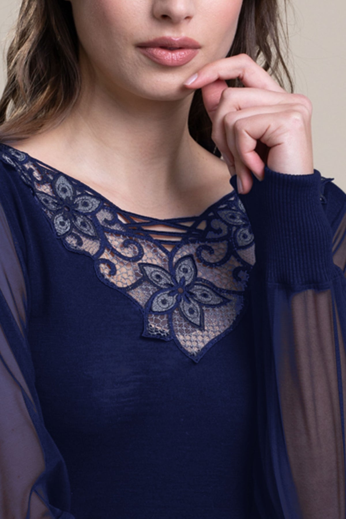 Maglia lana seta tulle macramè treccia