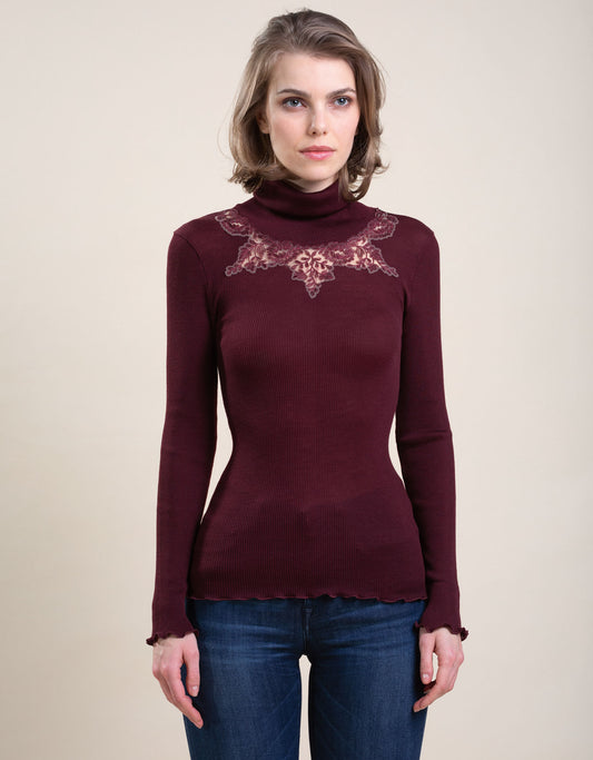 Haut col roulé laine soie tulle brodé