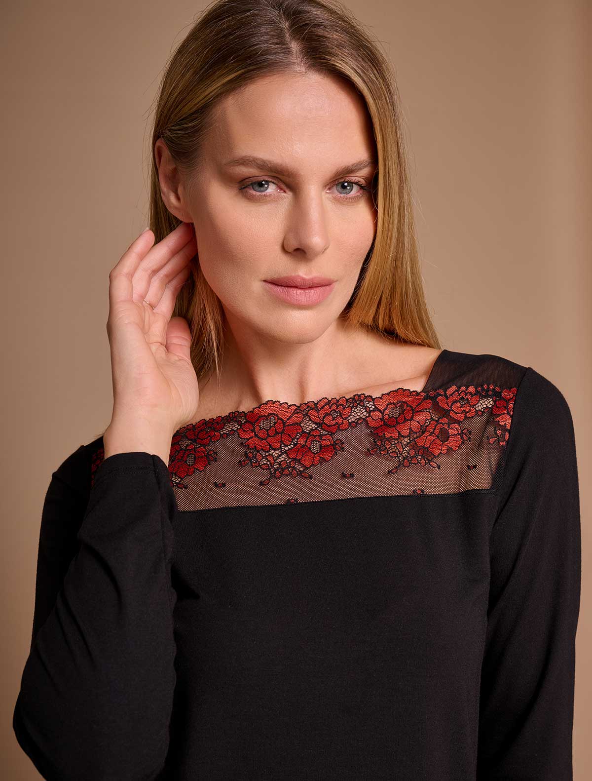 Pigiama modal pizzo rose rosse * Nero