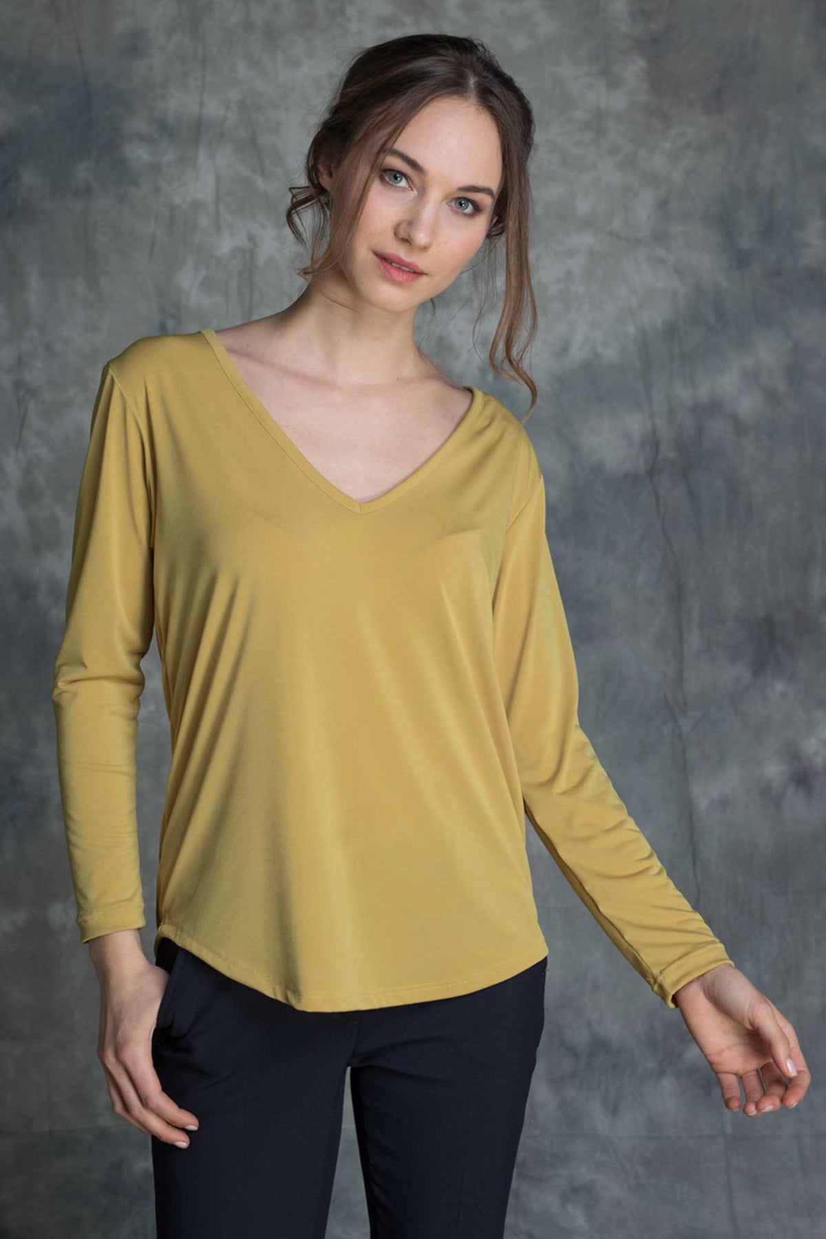 Maglia modal lana v senape