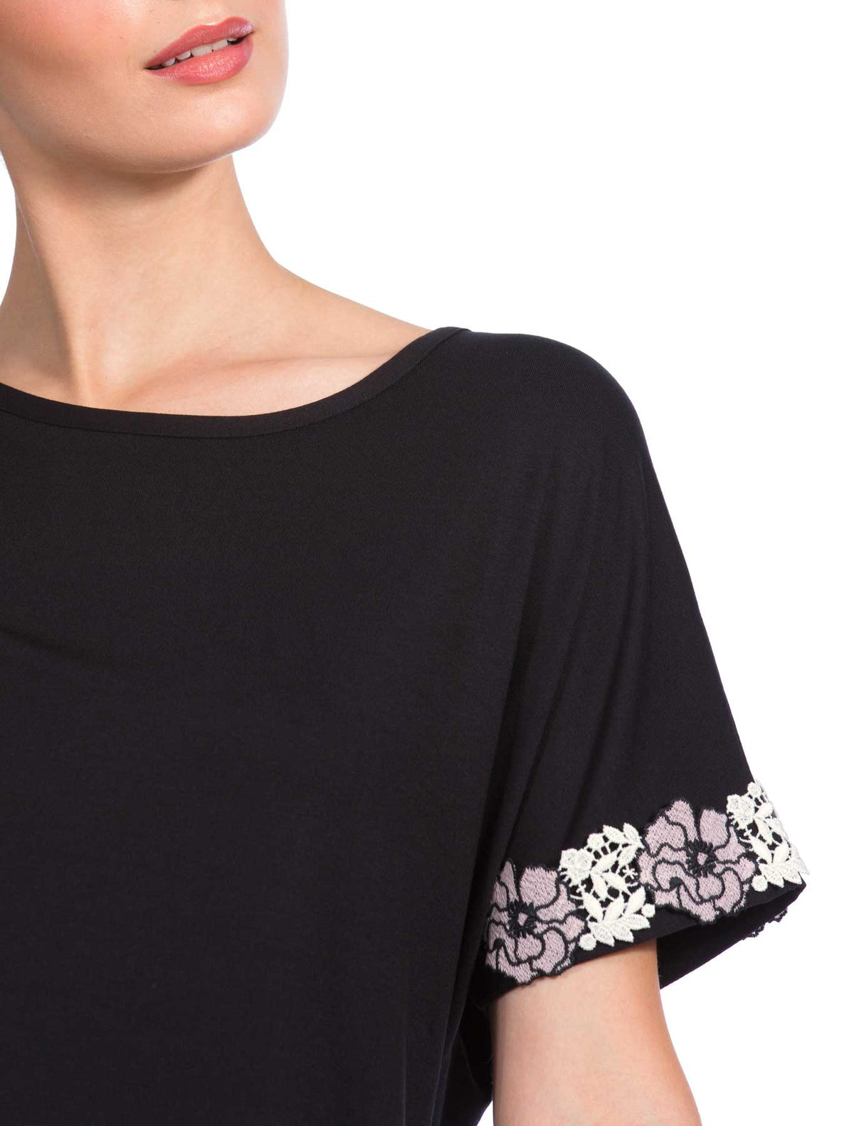 T-shirt kimono viscosa macramè fiore