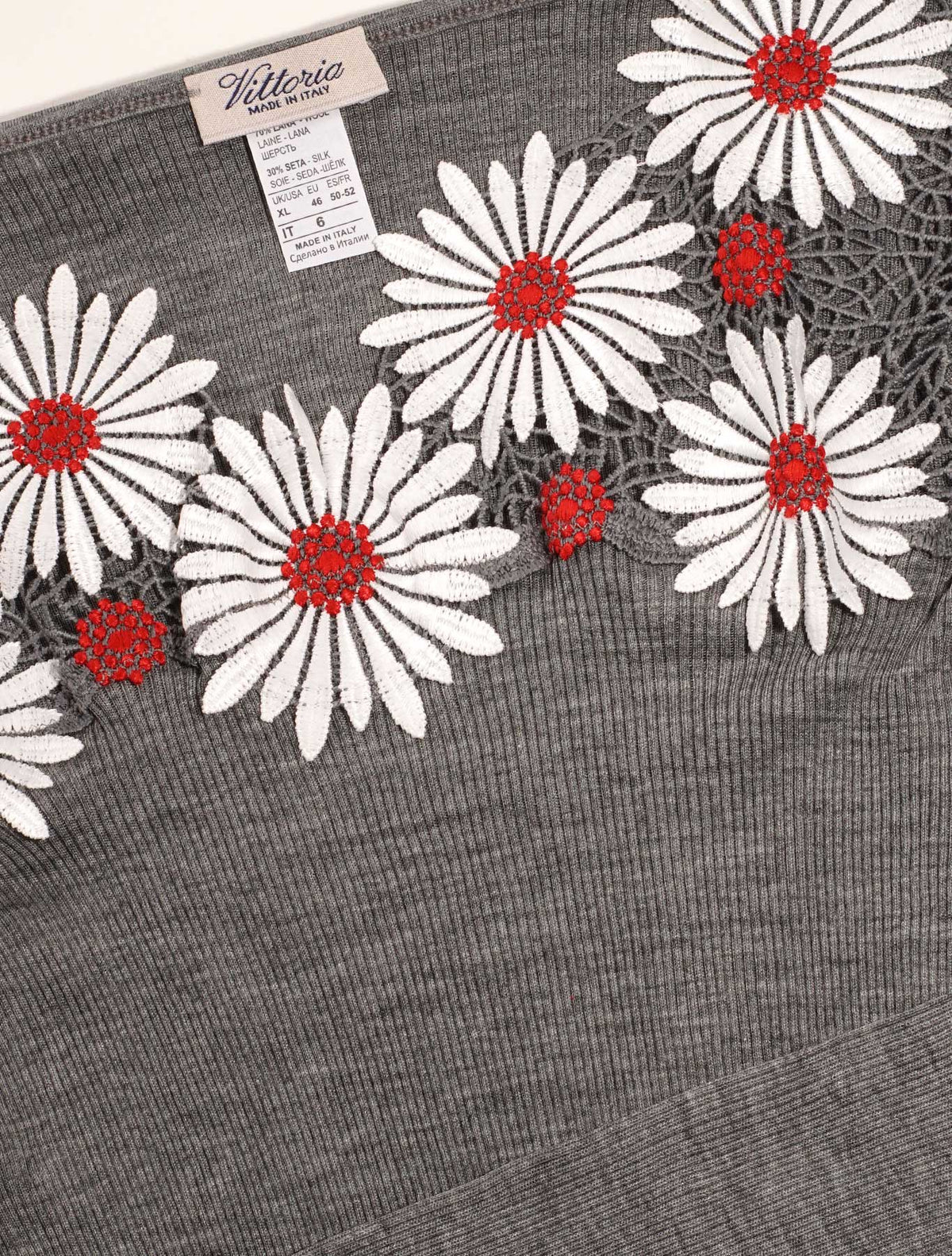 Ribbed wool silk camisole daisy motif