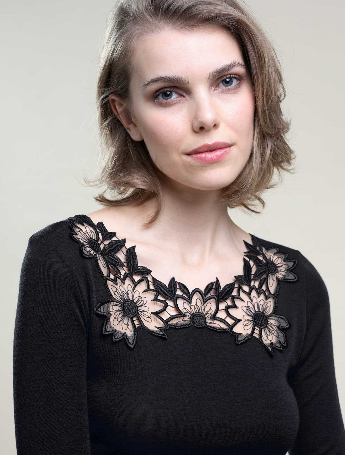 Maglia lana seta tulle fiori