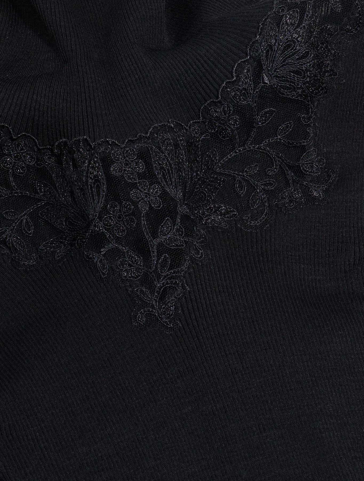 Col roulé laine soie plissée insert cordonnet