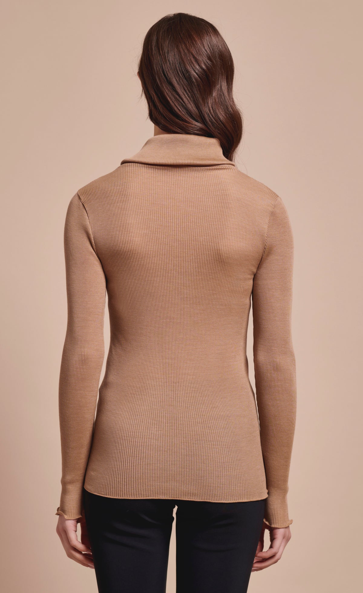 Col roulé laine soie plissée insert cordonnet