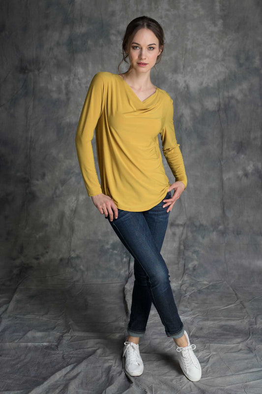 Maglia modal lana collo imbuto